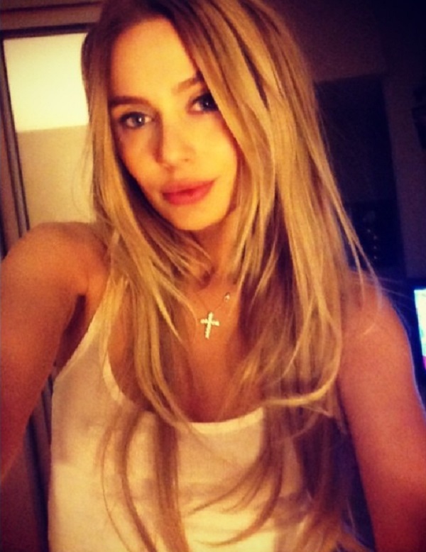    (Natalya Rudova Photo)   /  - 243