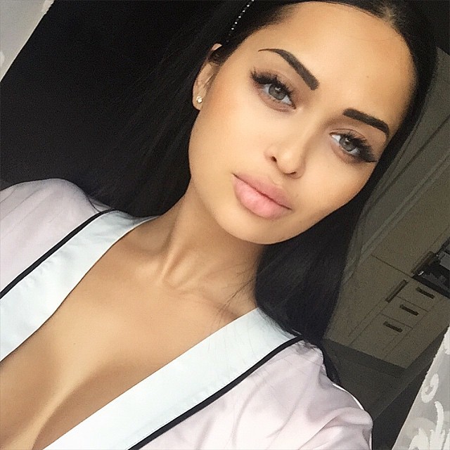    (  Nita Kuzmina Gupta Photo)    ,   /  - 190