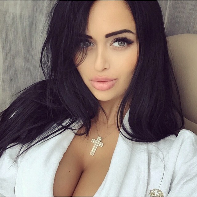    (  Nita Kuzmina Gupta Photo)    ,   /  - 195