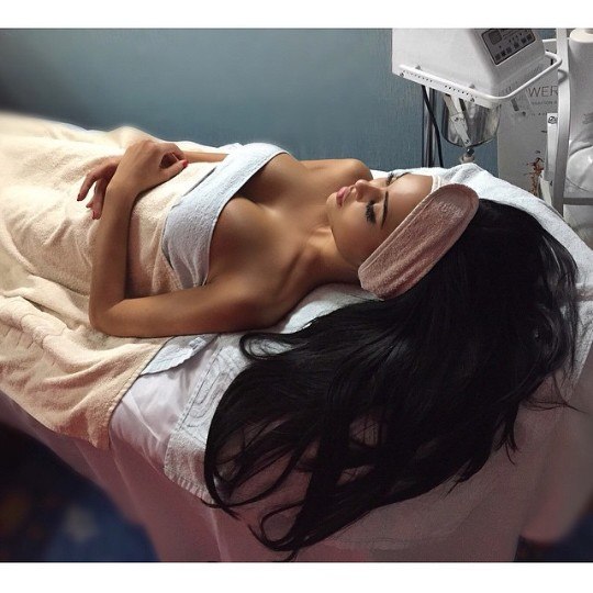    (  Nita Kuzmina Gupta Photo)    ,   /  - 254