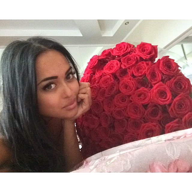    (  Nita Kuzmina Gupta Photo)    ,   /  - 293