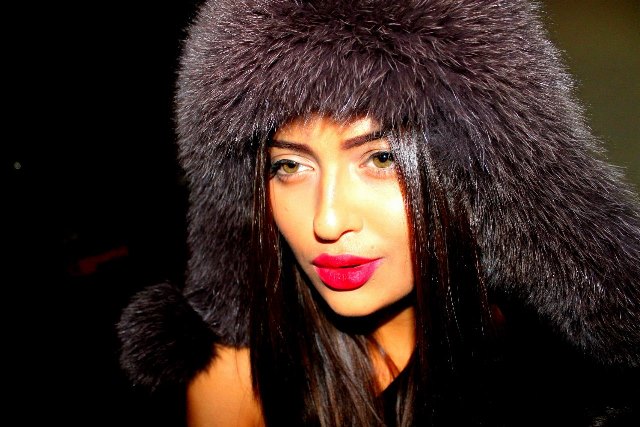   (  Nita Kuzmina Gupta Photo)    ,   /  - 394