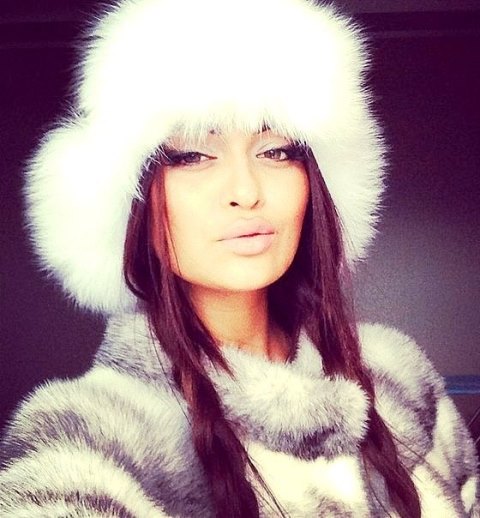    (  Nita Kuzmina Gupta Photo)    ,   /  - 499