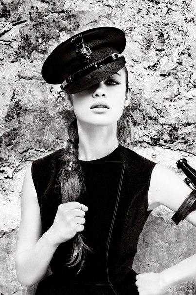    (Olga Kurylenko Photo)    ,   /  - 20