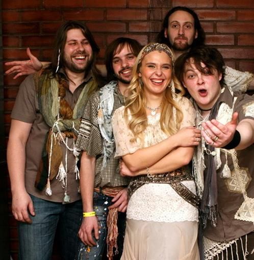   (Pelageya Photo)   ,    /  - 124