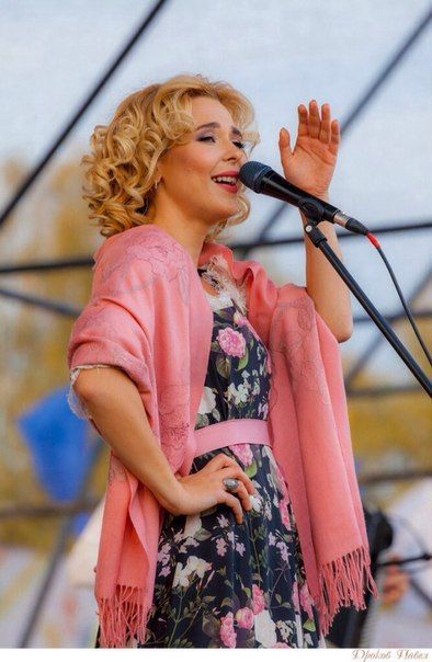   (Pelageya Photo)   ,    /  - 196