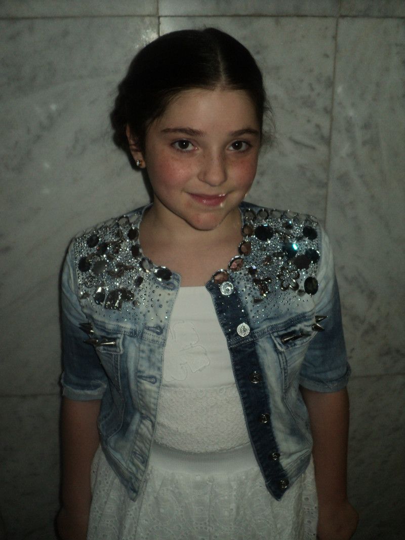    (Ragda Hanieva Photo)  ,  .,  ,    /  - 37