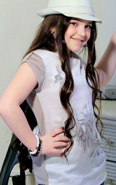    (Ragda Hanieva Photo)  ,  .,  ,    /  - 56