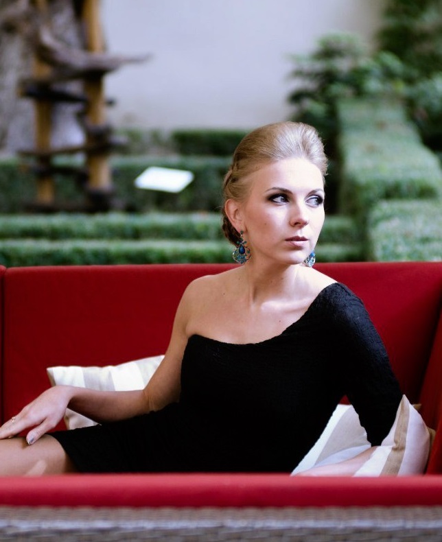    (Svetlana Feodulova Photo)  ,      , 2 /  - 59