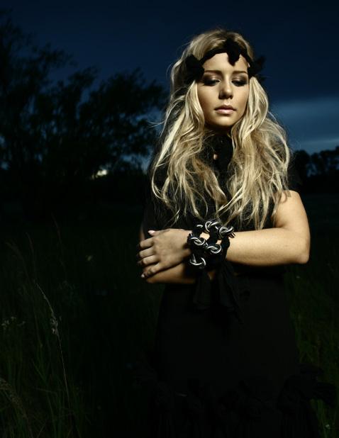    (Tina KarolPhoto)  , ,  /  - 99