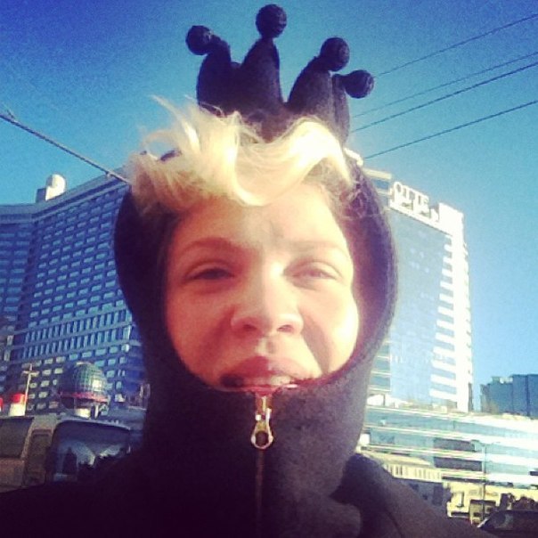    (Tina Kuznetsova Photo)  ,   2,    /  - 78