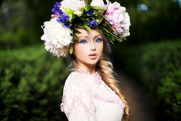    (Valeriya Lukyanova Photo) ,  /  - 100