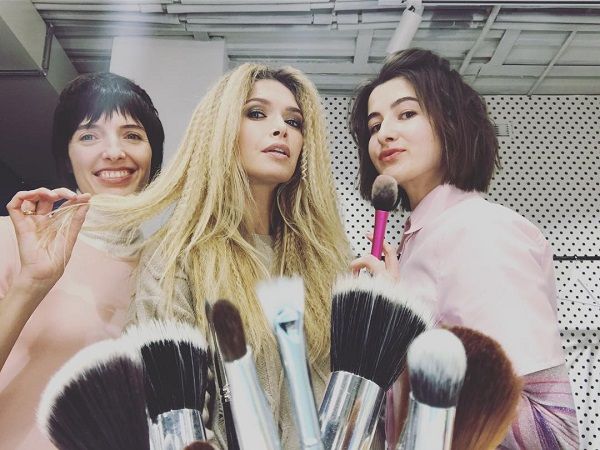    (Vera Brejneva Photo)   ,      /  - 99