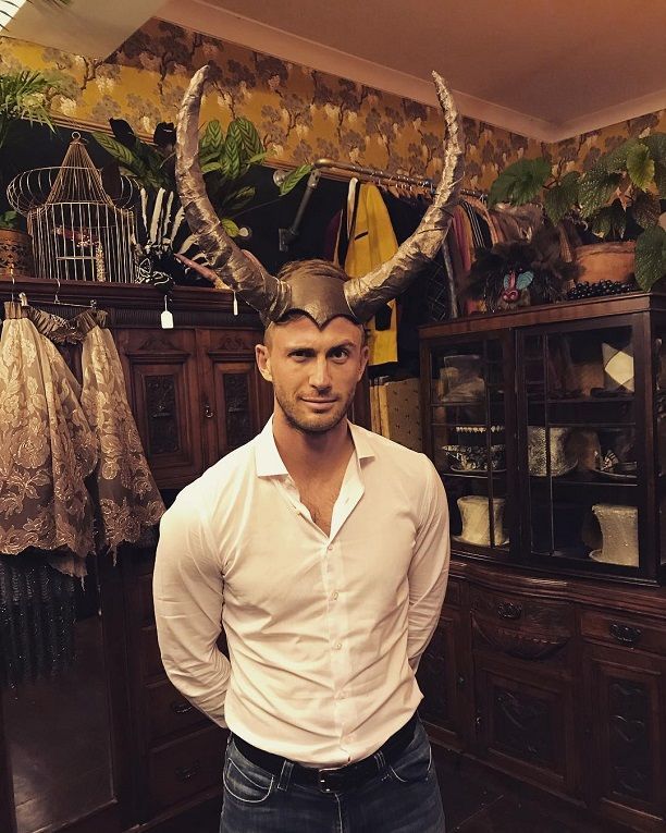    (Victoriya Bonya Photo)    , , ,     /  - 270