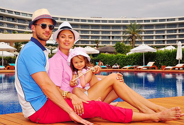    (Victoriya Bonya Photo)    , , ,     /  - 285