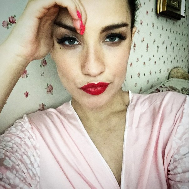    (Viktoriya Daineko Photo)  ,     /  - 49