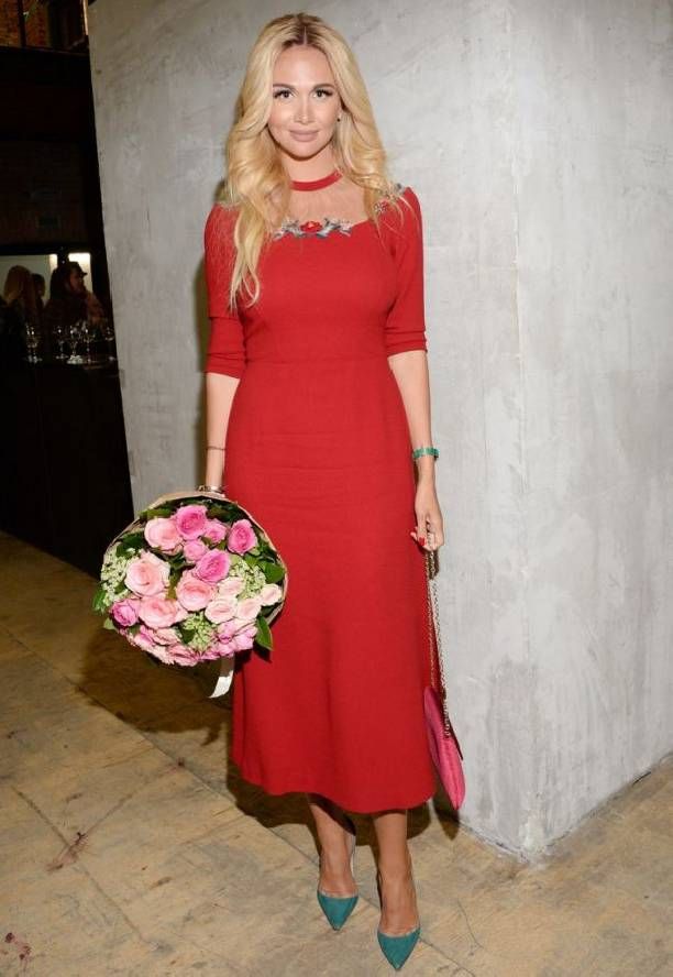    (Viktoriya Lopireva Photo)  ,  /  - 40