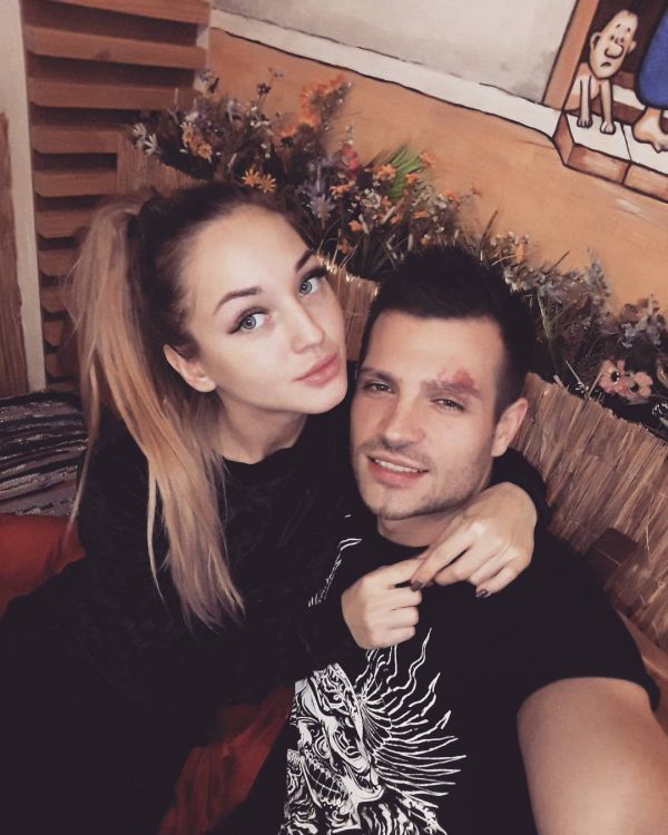   ( )  -   , ,  -2 /  - 120