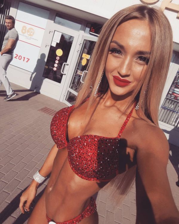   ( )  -   , ,  -2 /  - 132