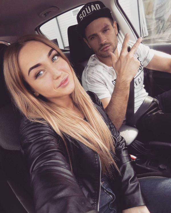   ( )  -   , ,  -2 /  - 135