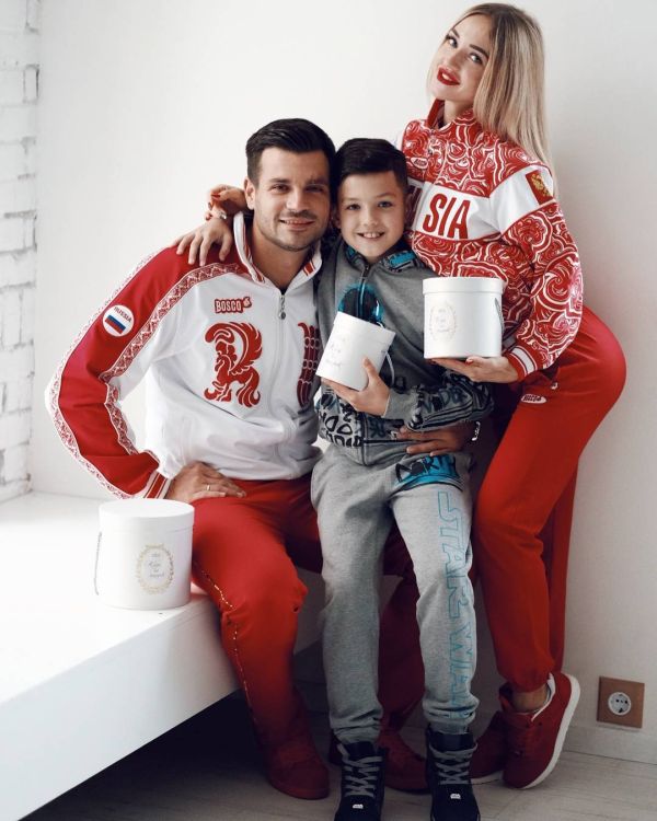   ( )  -   , ,  -2 /  - 144