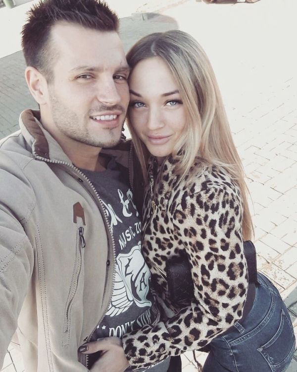   ( )  -   , ,  -2 /  - 145