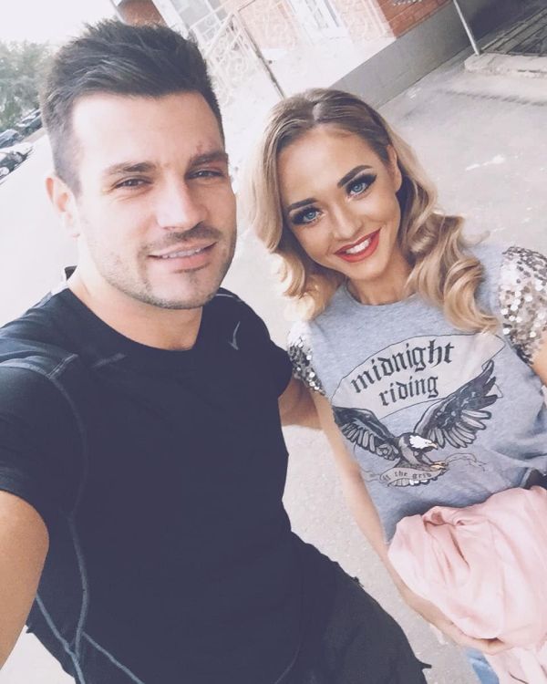   ( )  -   , ,  -2 /  - 173