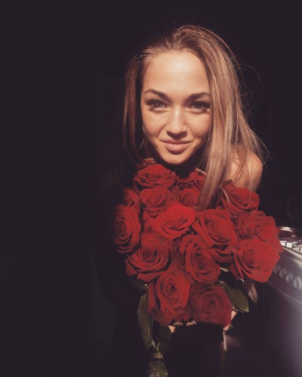   ( )  -   , ,  -2 /  - 212