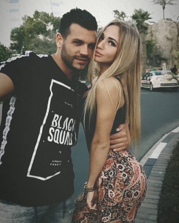   ( )  -   , ,  -2 /  - 245