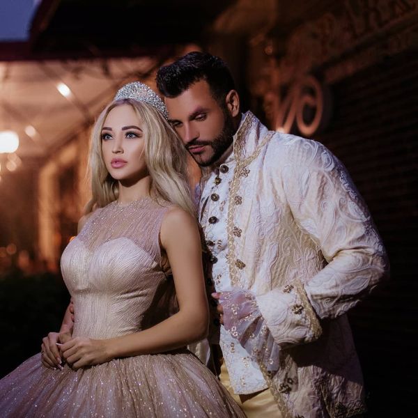   ( )  -   , ,  -2 /  - 320