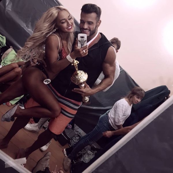   ( )  -   , ,  -2 /  - 321