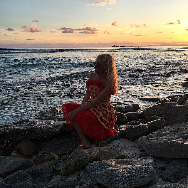    (Yana Rudkovskaya Photo) -,   ,    ,     /  - 63