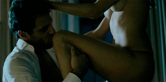 Alessandra Ambrosio Photo (  )   /  - 64