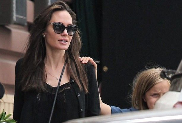 Angelina Jolie Photo (  )  ,     ,    /  - 31