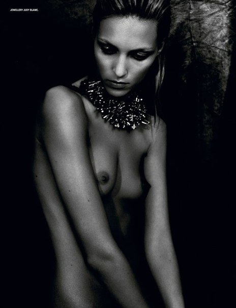 Anja Rubik Photo (  )  /  - 38