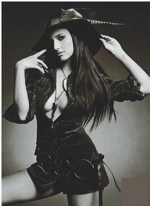 Ashlee Simpson Photo (  )    ,    /  - 41