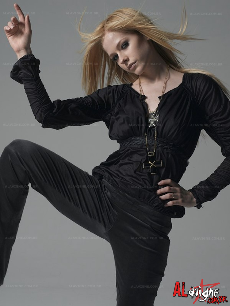 Avril Lavigne Photo (  )   /  - 48