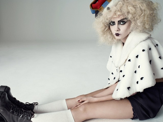 Cara Delevingne Photo (  )   /  - 106