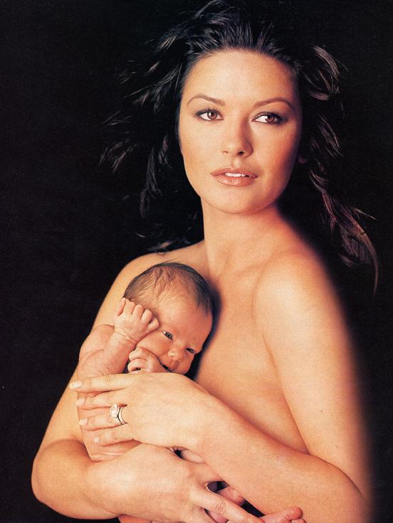  - (Catherine Zeta-Jones)  -   /  - 40