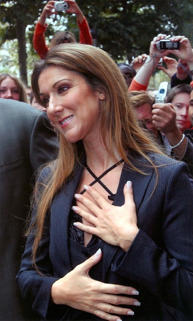 Celine Dion Photo (  )    /  - 33