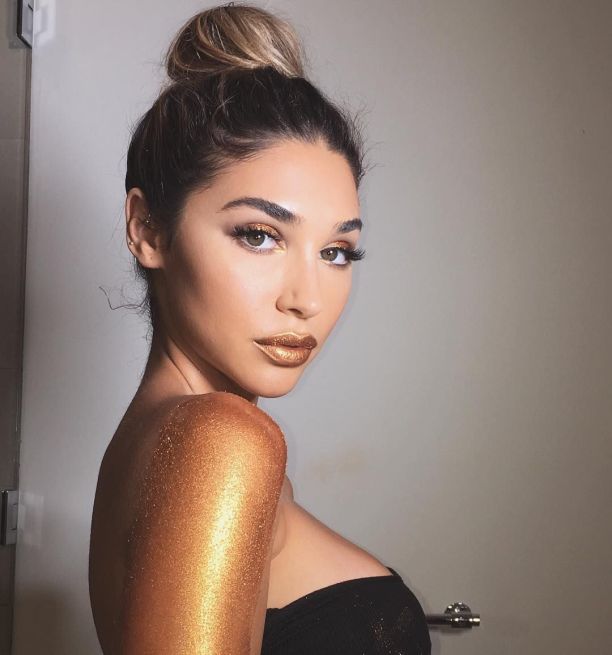   (Chantel Jeffries)  - , ,     /  - 44