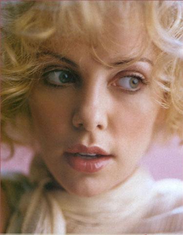   (Charlize Theron)  -  /  - 110