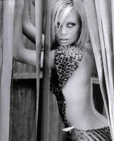   (Charlize Theron)  -  /  - 127