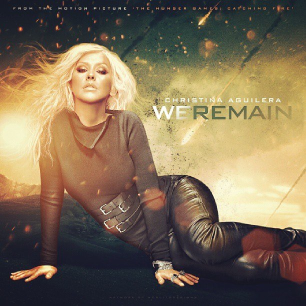 Christina Aguilera Photo (  )   /  - 84