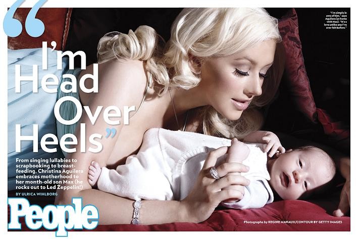 Christina Aguilera Photo (  )   /  - 114