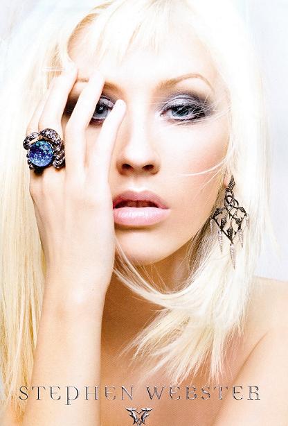 Christina Aguilera Photo (  )   /  - 209