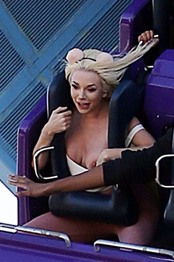 Courtney Stodden Photo (  )   /  - 5