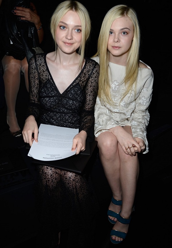 Dakota Fanning Photo (  )    /  - 10