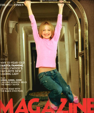 Dakota Fanning Photo (  )    /  - 36