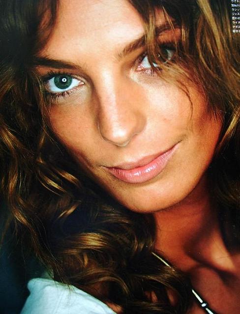 Daria Werbowy Photo (  )   /  - 53